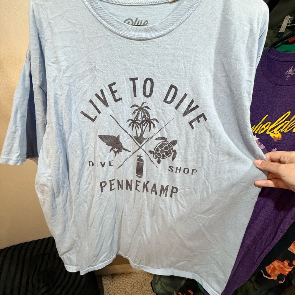 John Pennekamp Key Largo Dive Shop T Shirt Blue 84 Light Blue L